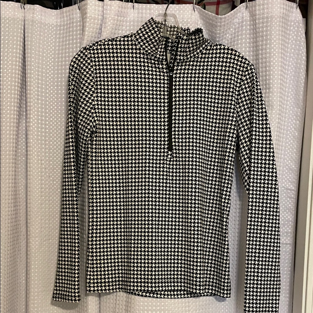 Lou & Grey Black and White Houndstooth Top